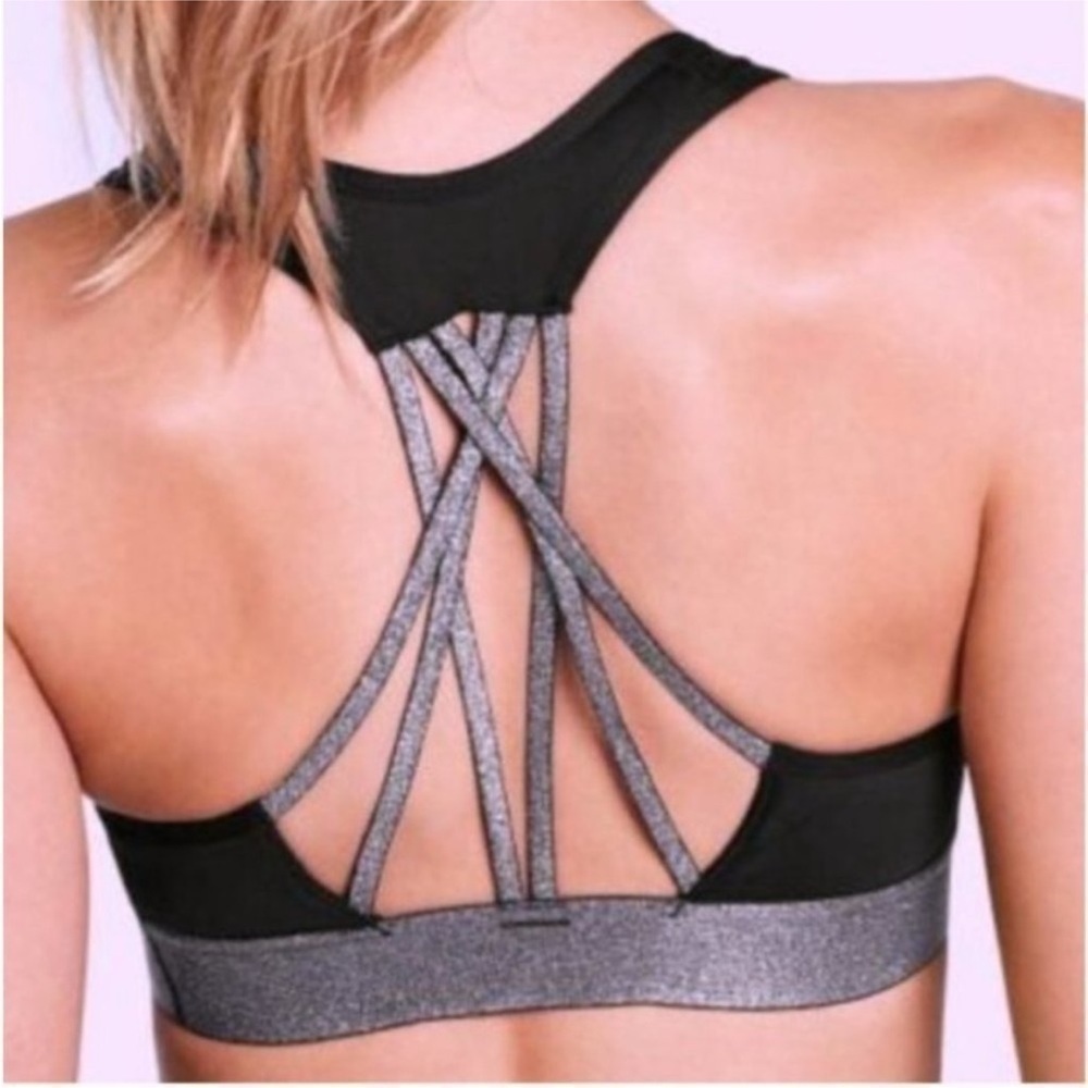 Victoria’s Secret The Player Sports Bra